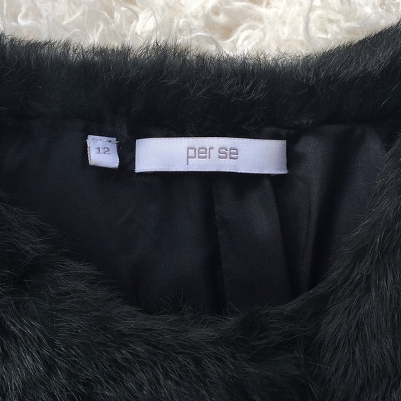 PER SE by CARLISLE New York • Gorgeous Fur Vest - Picture 6 of 15
